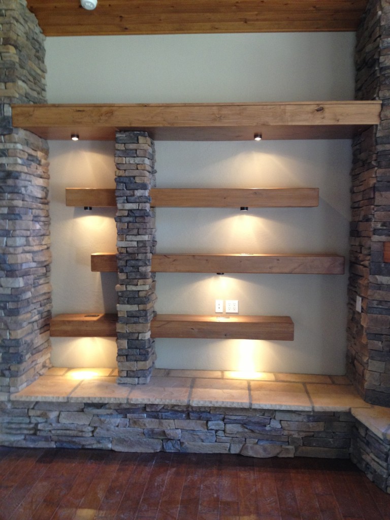 Lighted displays to fit your organizing needs.